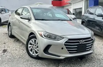 Hyundai elantra 2017