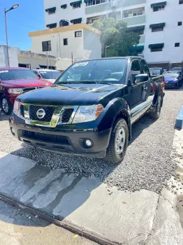 Nissan frontier sv 2019