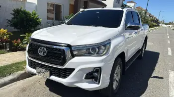 Toyota hilux 2020 en peravia