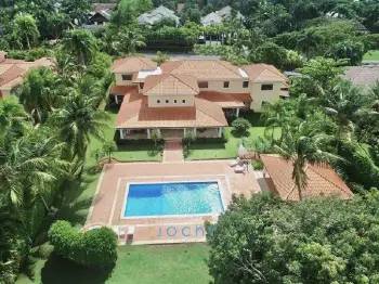 Jochy real estate vende villa en casa de campo la romana r.d