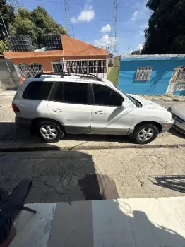 Hyundai santa fe 2006 como nueva