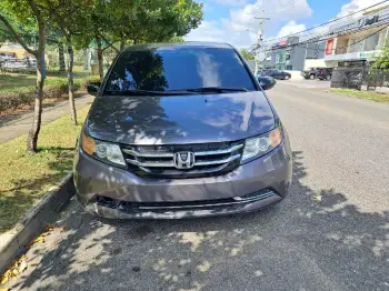 Honda odyssey 2014