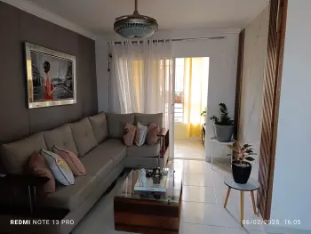 Apartamento en tercer piso. de oportunidad.