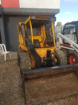 Pala bobcat minicargador jcb 2006