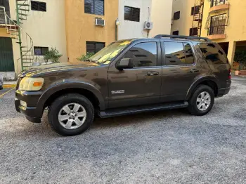 Vendo ford explorer 2008 en excelentes condiciones