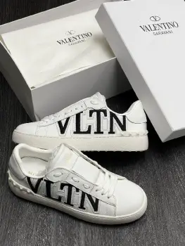 Sneakers tenis teni valentina garavani ultimately 2025