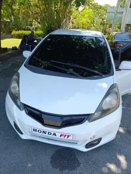 Honda fit 2013 japonés en excelentes condiciones!