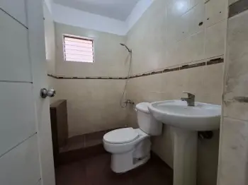 Apartamento de 3 habitaciones en venta en el cacique.