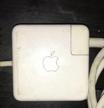 Cargador apple 60w magsafe 1 para macbook macbook pro y macbook air.