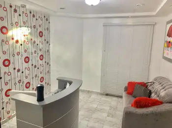 Alquilo oficina 12 mts en el millón