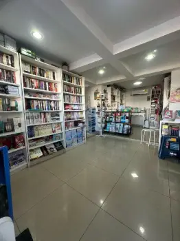 Alquilo local comercial en los proceres