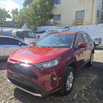 Toyoya rav4 2021 xle rav4