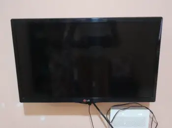 Televisor plano led de 24 pulgadas
