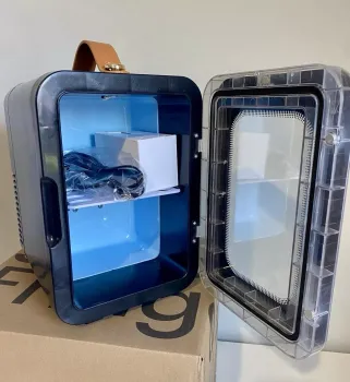 Mini refrigerador con asa para dormitorio coche