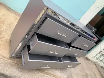 Gavetero de seis gavetas gris