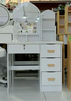 Decora tu habitación con esta peinadora elegante.