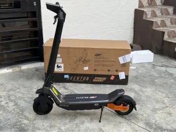Scooter elÉctrico aventon