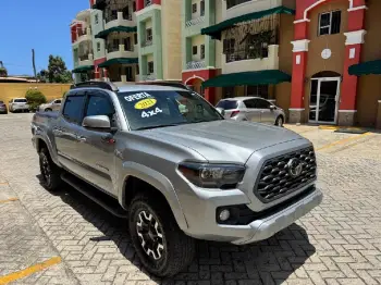 Toyota tacoma trd año 2021