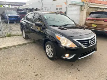 Nissan versa 2017