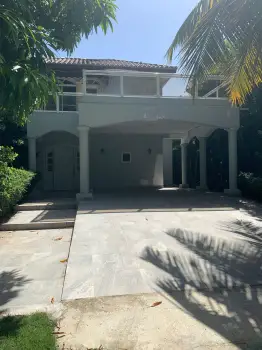 Apartamento de 2 habitaciones en venta en juan dolio.