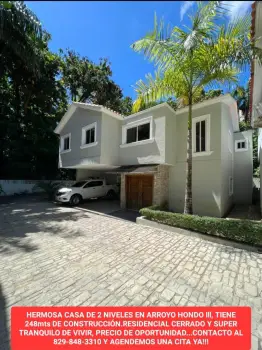 Casa de 2 niveles en arroyo hondo llltiene 248mts de construcciÓnexcel