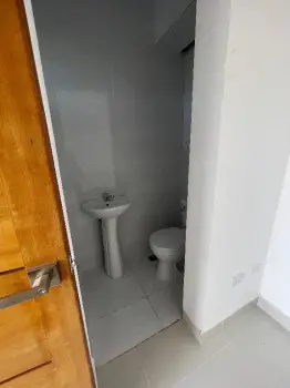 Apartamento de 3 habitaciones en venta en vista hermosa.