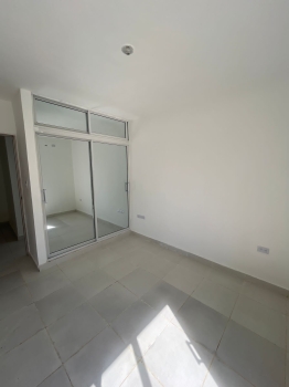Apartamento de 3 habitaciones en venta en los 3 ojos.