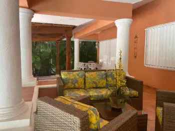 Villa de 3 habitaciones en venta en juan dolió.