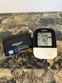Medidor de presion digital omron 5 series upper arm blood pressure bp-