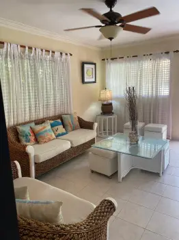 Villa de 3 habitaciones en venta en juan dolió.