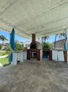 Villa de 3 habitaciones en venta en juan dolió.