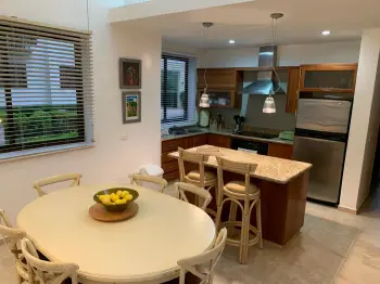 Villa de 3 habitaciones en venta en juan dolió.