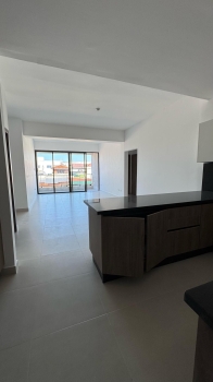 Apartamento 4to. nivel en arroyo hondo viejo