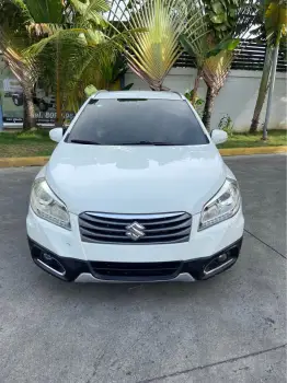Suzuki cross sx4 2017  óptimas condiciones .