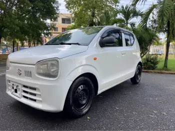 Suzuki alto 2016 muy buenas condiciones .