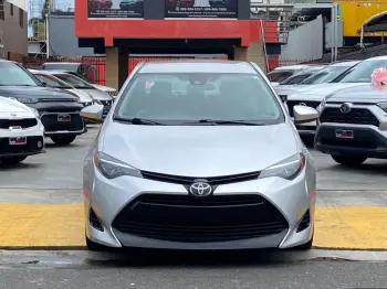 Toyota corolla le 2019