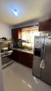 Apartamento de 3 habitaciones en venta en vista hermosa.