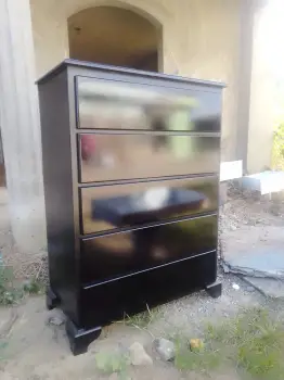 Mueble organizador de ropa en color negro