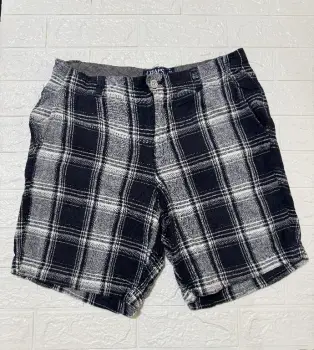 Bermuda en lino chaps