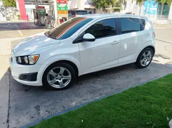 Chevy sonic ls hatchback 2015 manual
