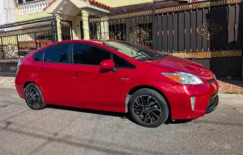 Venta toyota prius 2015 hibrido