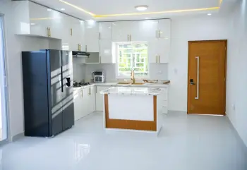Venta de villa nueva amueblada con terminación de primera y los mueble