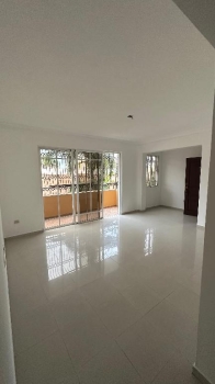 Apartamento en gazcue 3 habitaciones-vacío