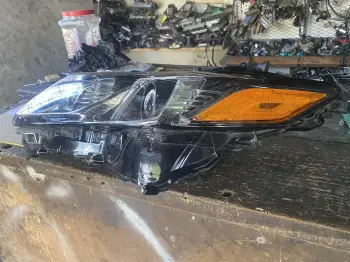 Pantalla de toyota camry 2020-2023 original no remplazo con poco uso