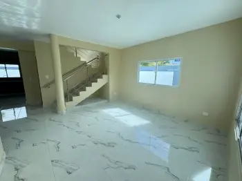 moderna casa de 2 niveles en la zona más exclusivas y tranquila