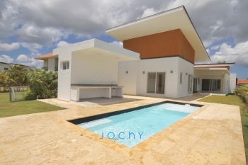 Jochy real estate vende villa en la estancia golf resort la romana r.d