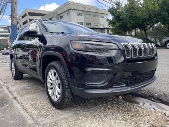 Jeep cherokee latitude 4x4 2020