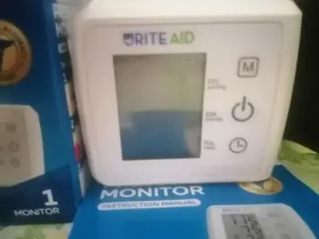monitor de presión arterial de muñeca rite aid series 200w