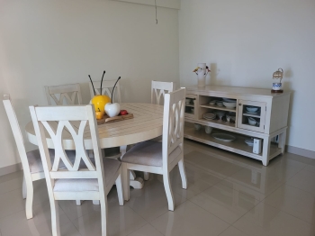 Comedor  credenza en roble en santo domingo dn