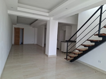 Apartamento en venta en san isidro.